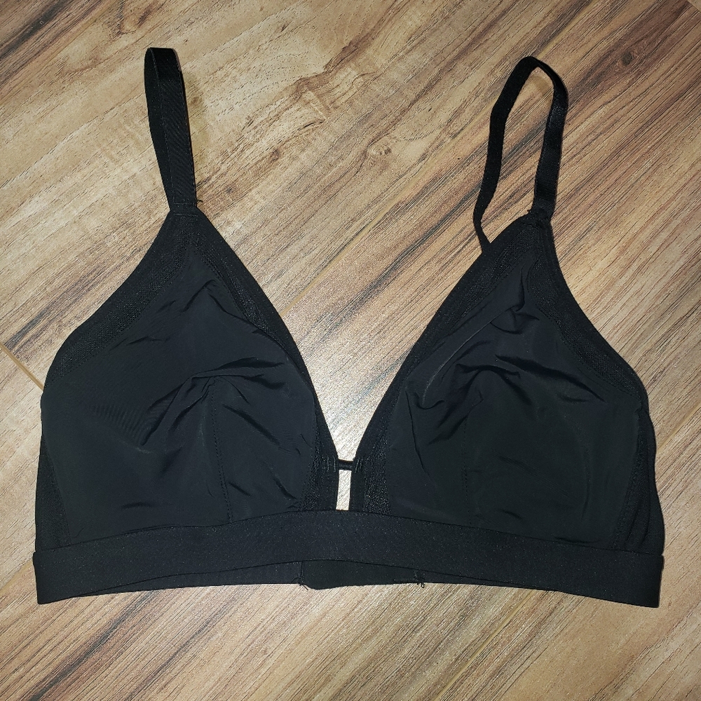Lively mesh trim bralette 1